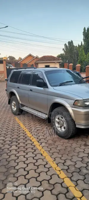 Mitsubishi Challenger 1997 Silver