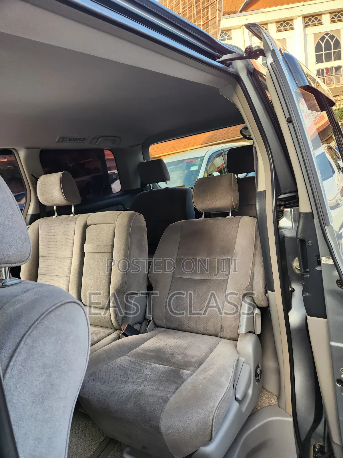 Toyota Alphard 2.4 Petrol FWD 2006 Silver