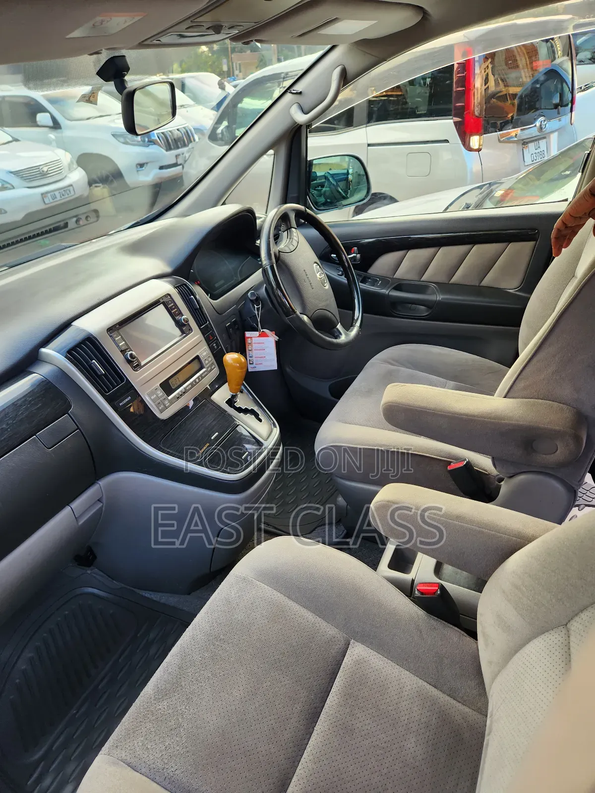 Toyota Alphard 2.4 Petrol FWD 2006 Silver