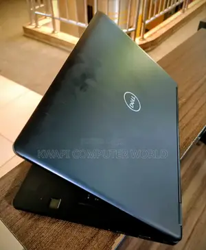 Laptop Dell Latitude 7490 4GB Intel Core i5 SSD 128GB