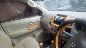 Toyota Hilux 3.0 D-4D 4x4 2013 Gray