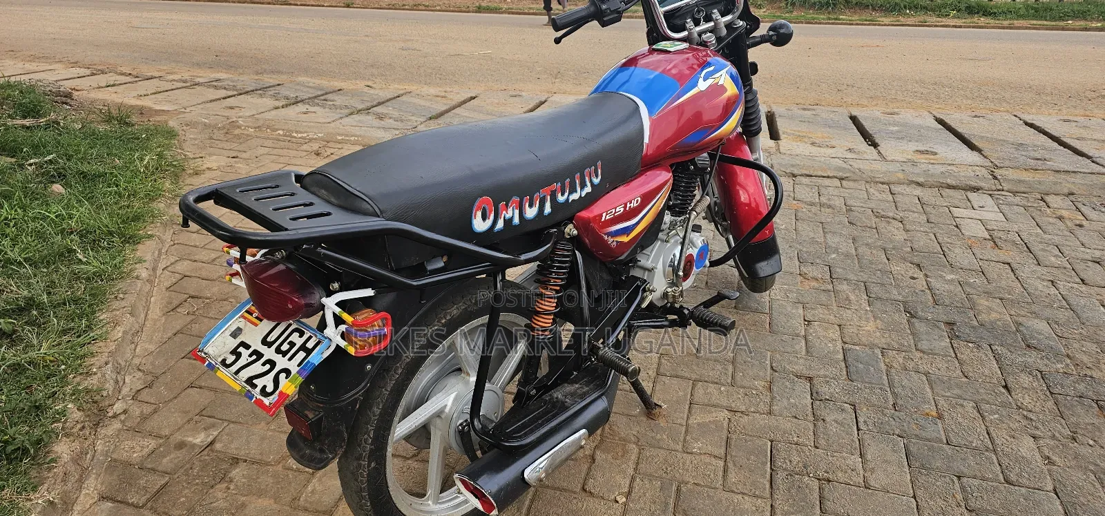 Bajaj CT 125X 2025 Red