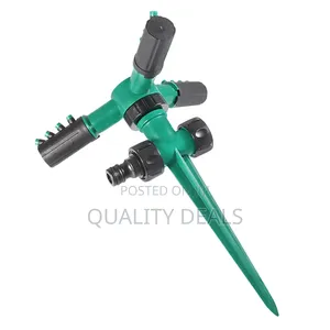 3 Arm Garden Lawn Sprinkler With Ground Spike