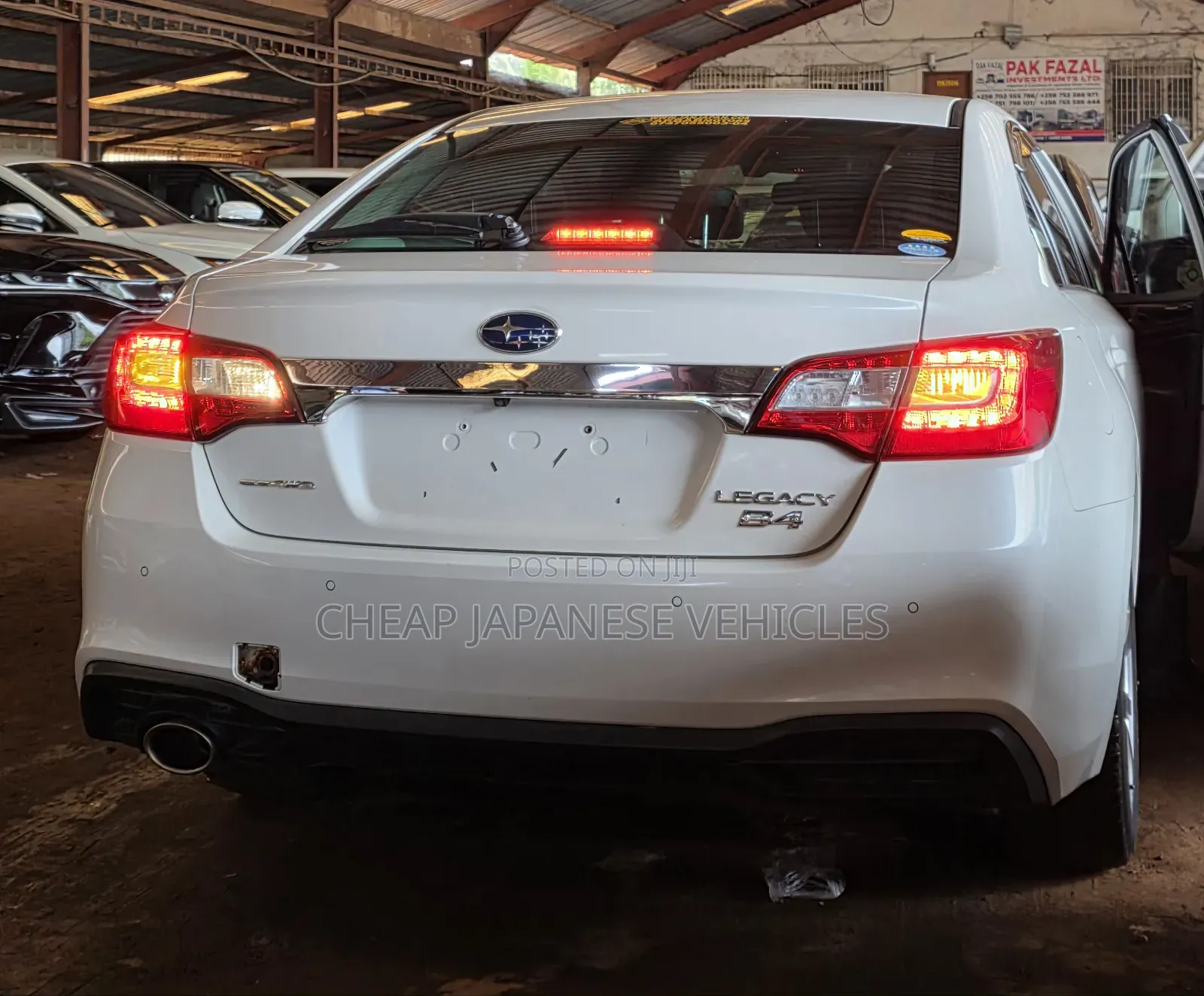 Subaru Legacy 2.5i Premium AWD 2018 White