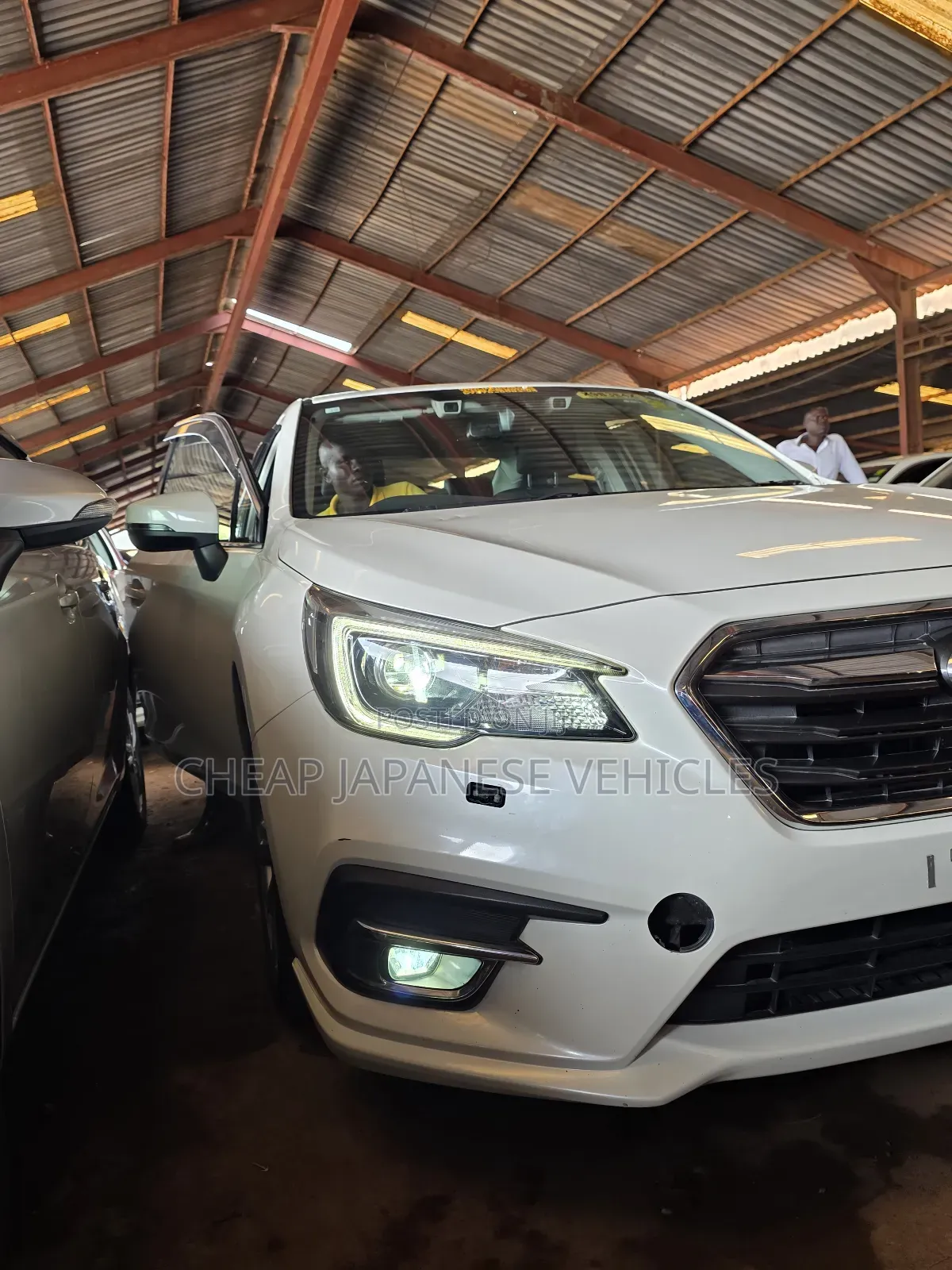 Subaru Legacy 2.5i Premium AWD 2018 White