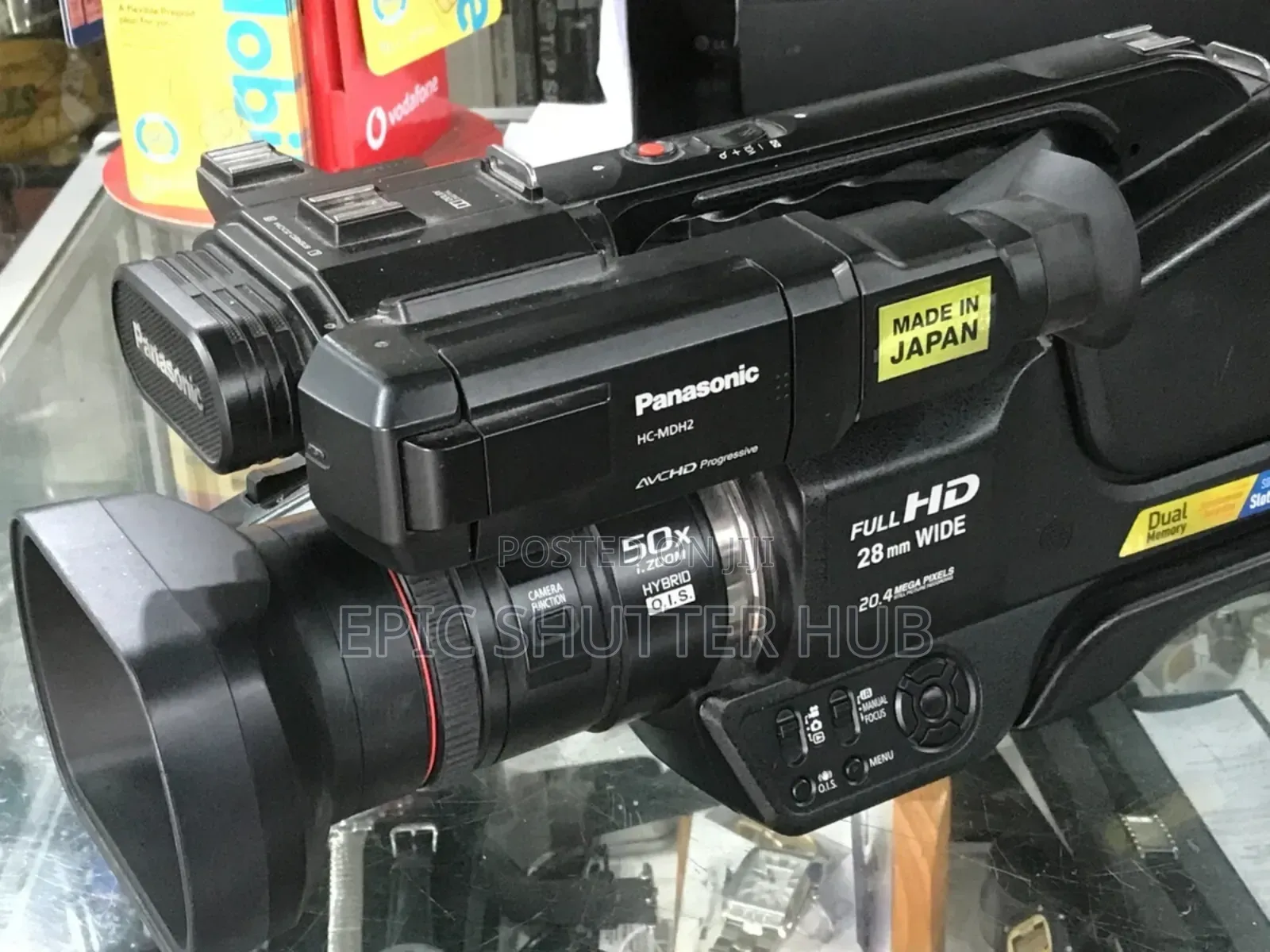 Panasonic Hc-Mdh2 Shoulder Mount Camcorder 20.4 Megapixels