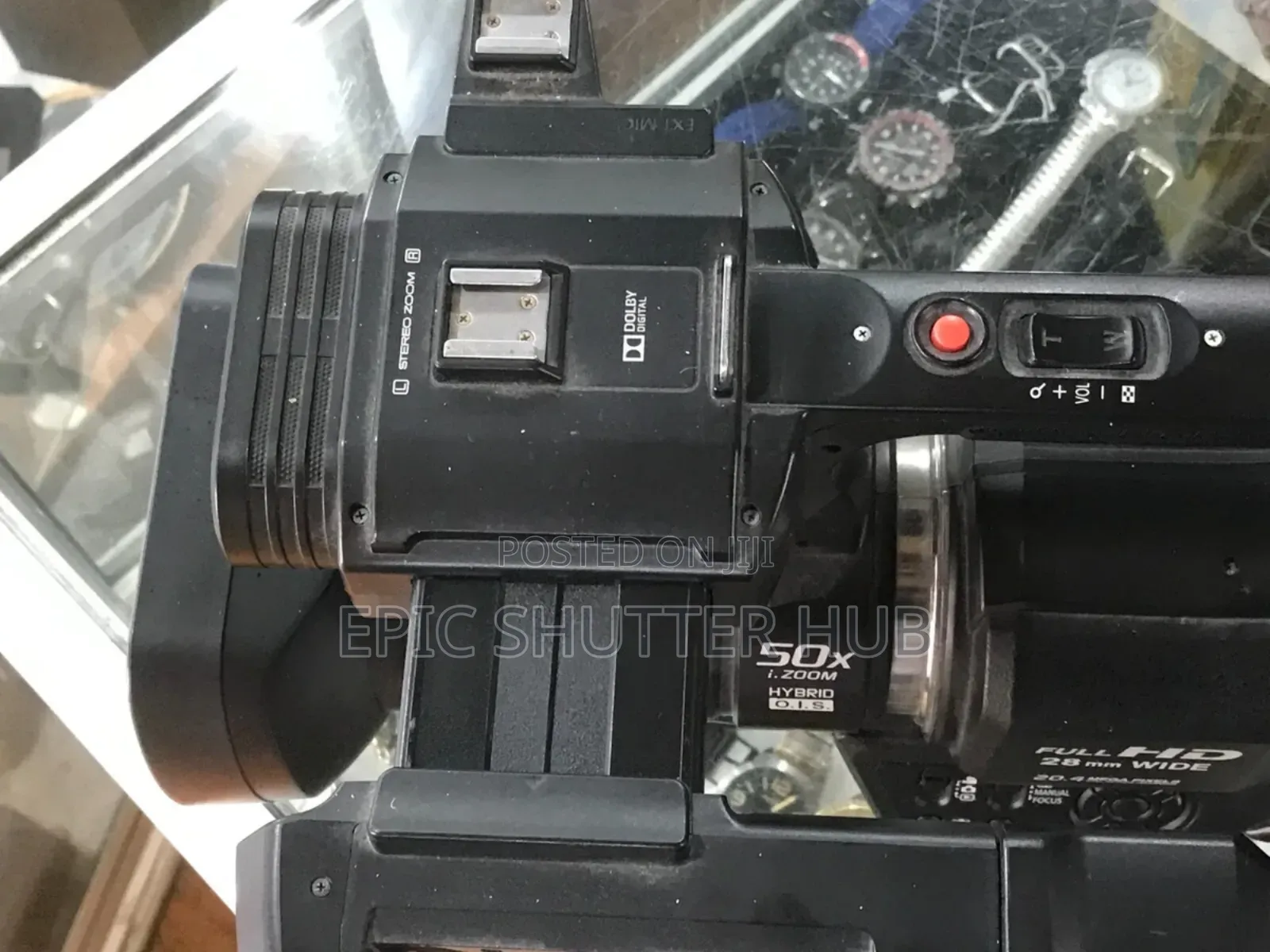 Panasonic Hc-Mdh2 Shoulder Mount Camcorder 20.4 Megapixels