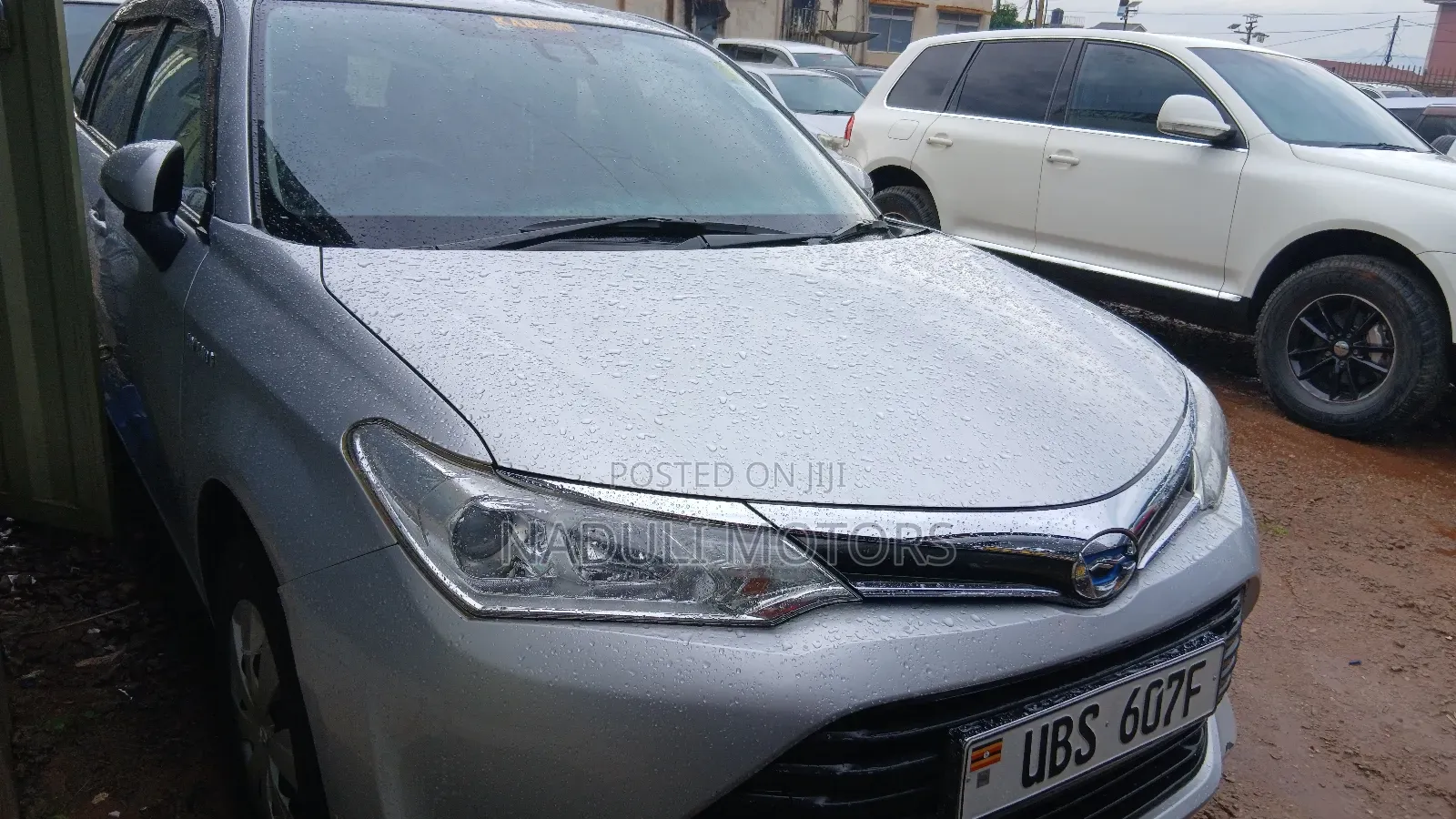 Toyota Corolla Fielder 2017 Silver