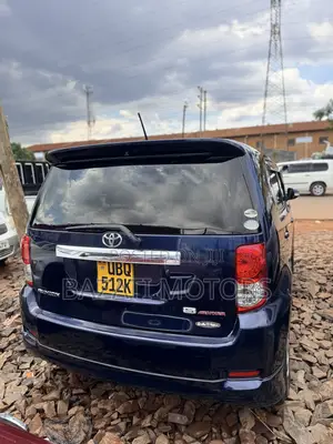 Toyota Corolla Rumion Hatchback 1.8 FWD 2010 Blue