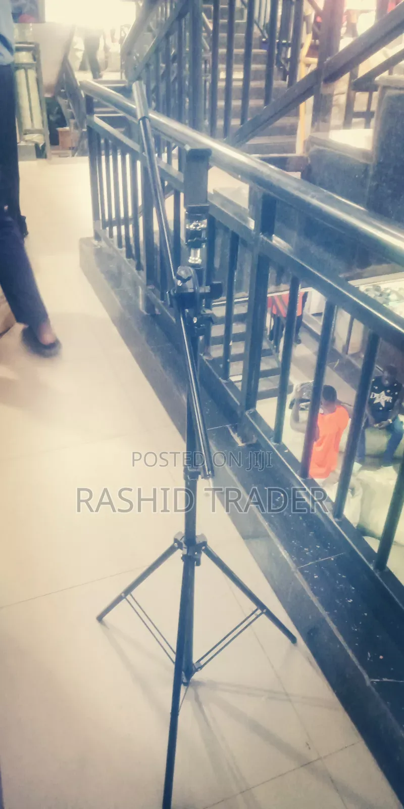 Heavy Duty Camera and Phone Tripod Stand