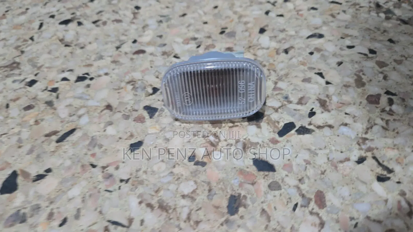 Harrier Kawundo and Rav4 Ordinary Fender Light