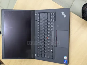 Laptop Lenovo ThinkPad T14 16GB Intel Core i7 SSHD (Hybrid) 512GB
