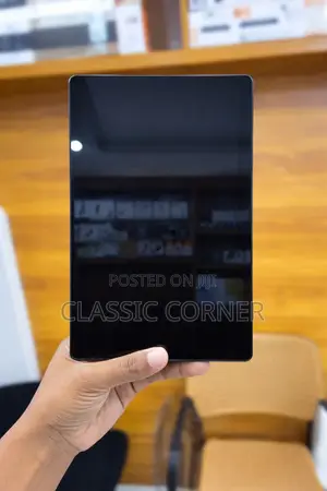Lenovo Tab M10 32 GB Black