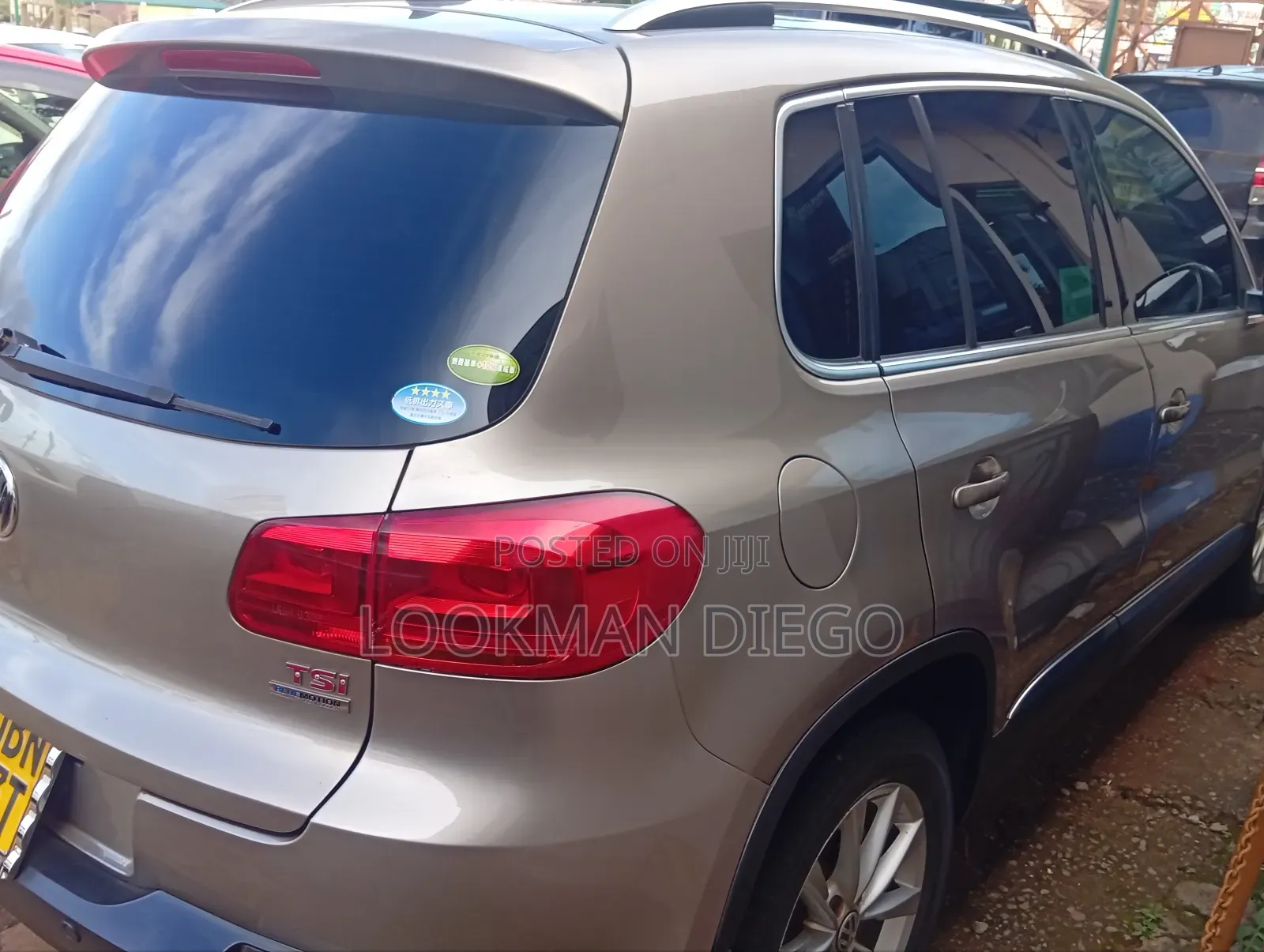 Volkswagen Tiguan R-Line 4dr SUV (2.0L 4cyl Turbo 6A) 2014 Brown