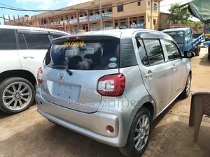 Toyota Passo 2017 Silver