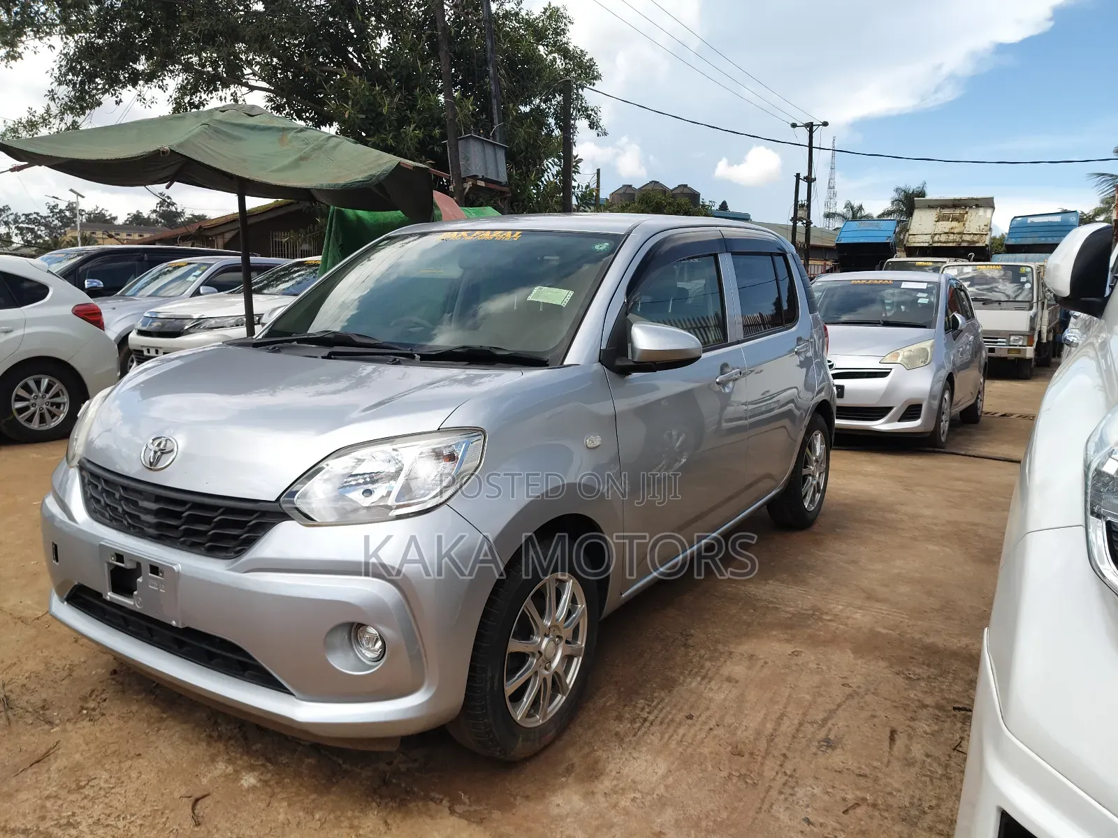 Toyota Passo 2017 Silver