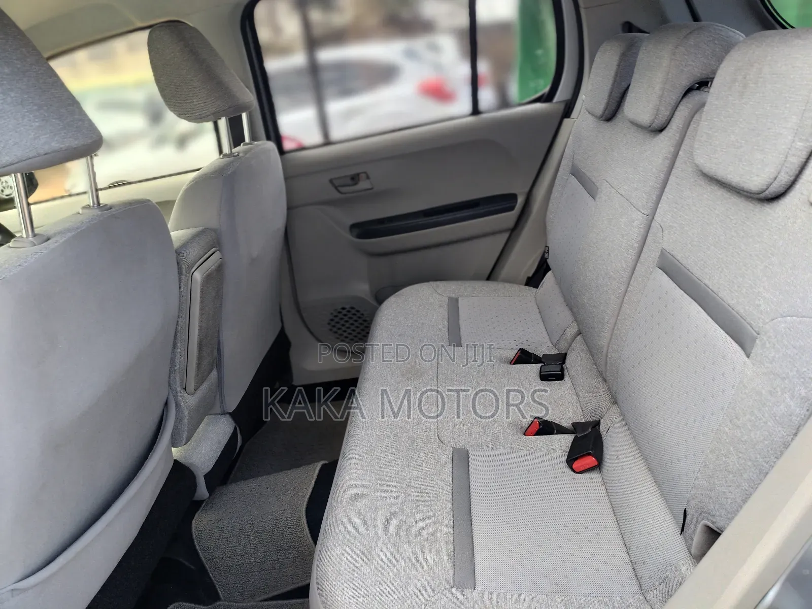 Toyota Passo 2017 Silver