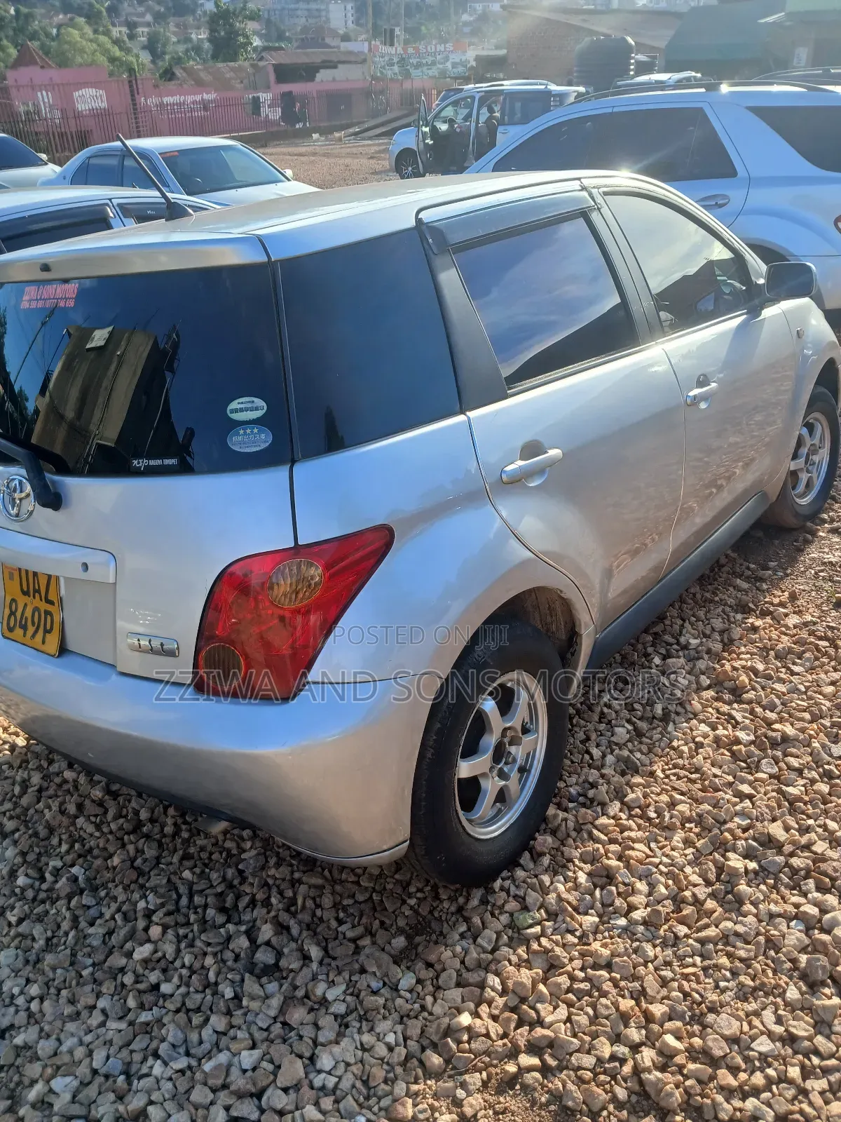 Toyota IST 2008 Silver
