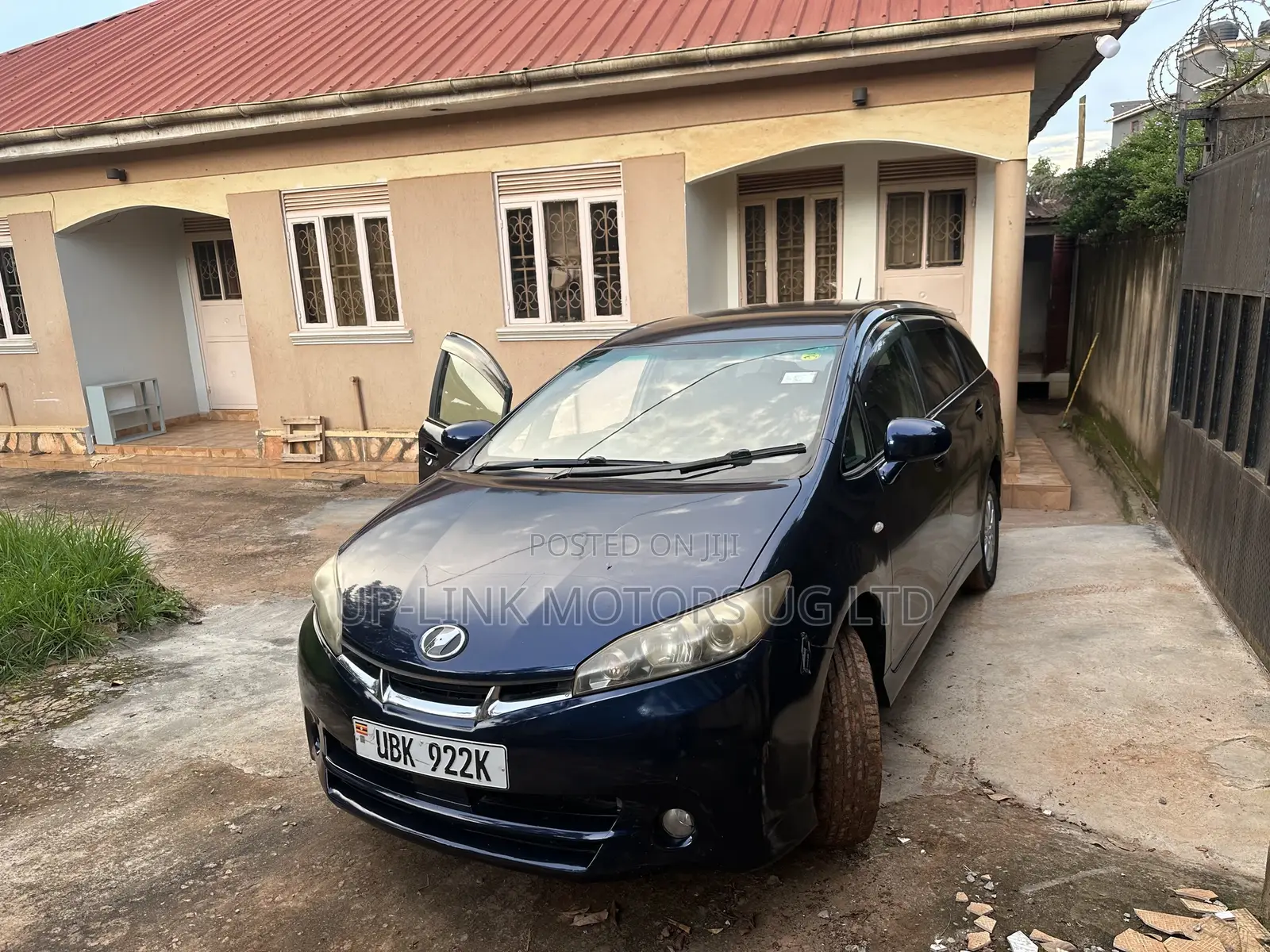 Toyota Wish 2010 Blue
