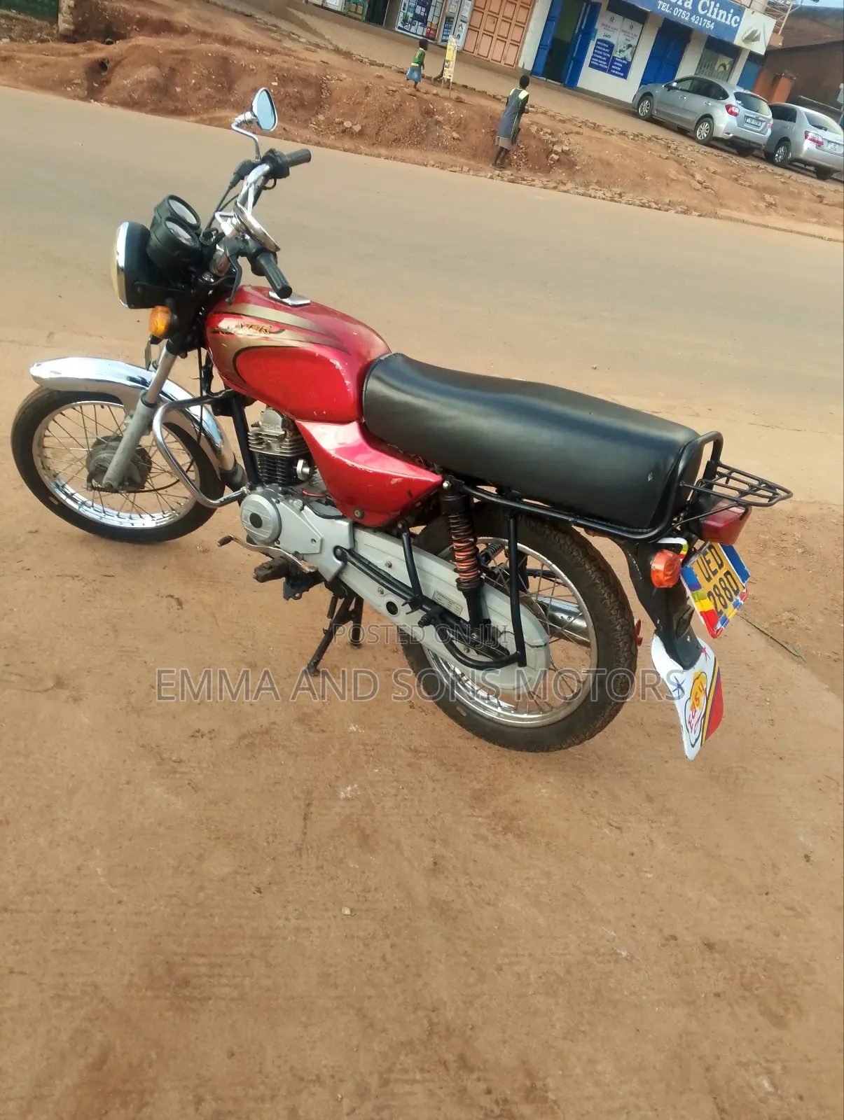 Bajaj Boxer 100 2019 Red