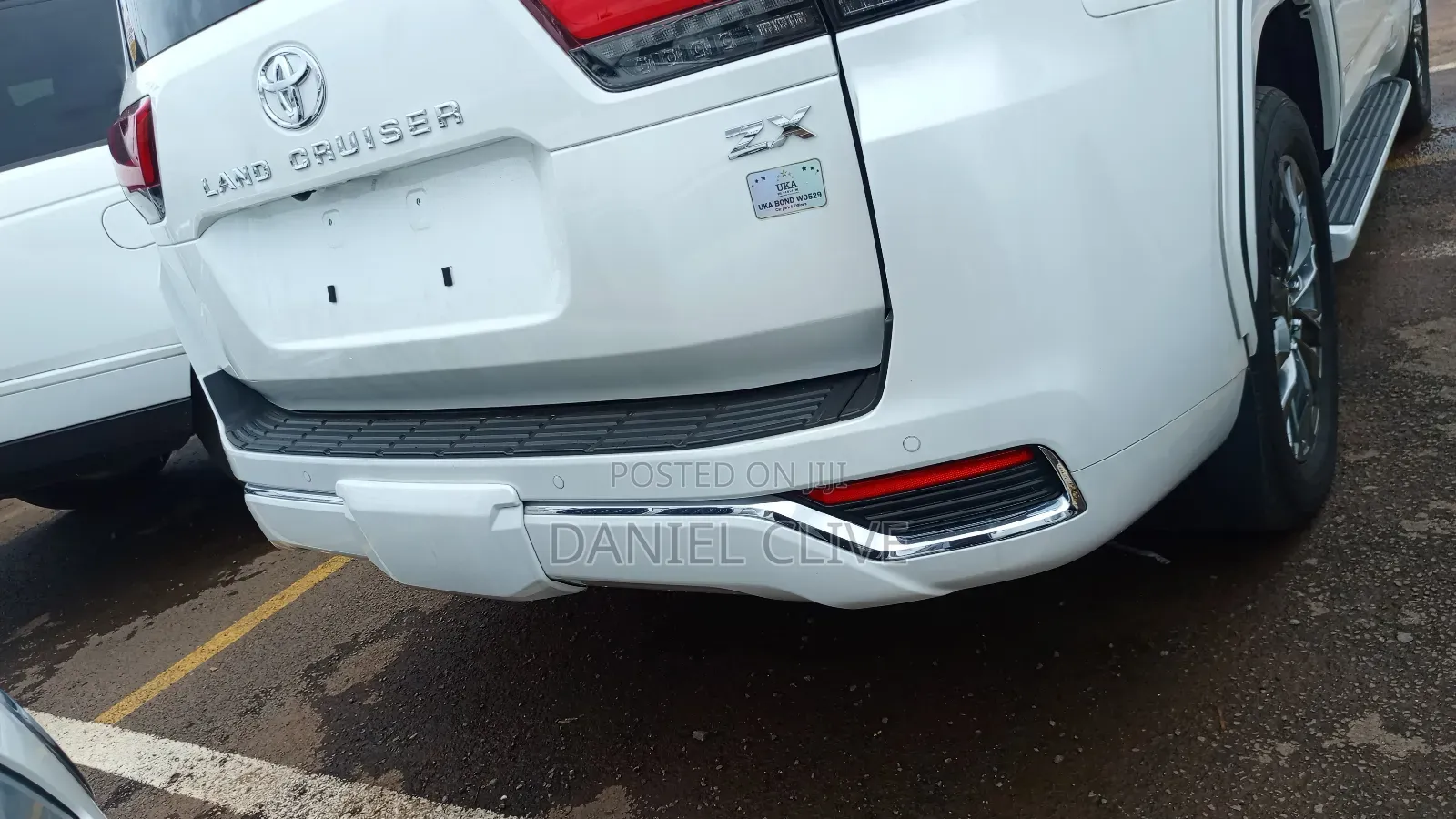 New Toyota Land Cruiser LC300 2023 White