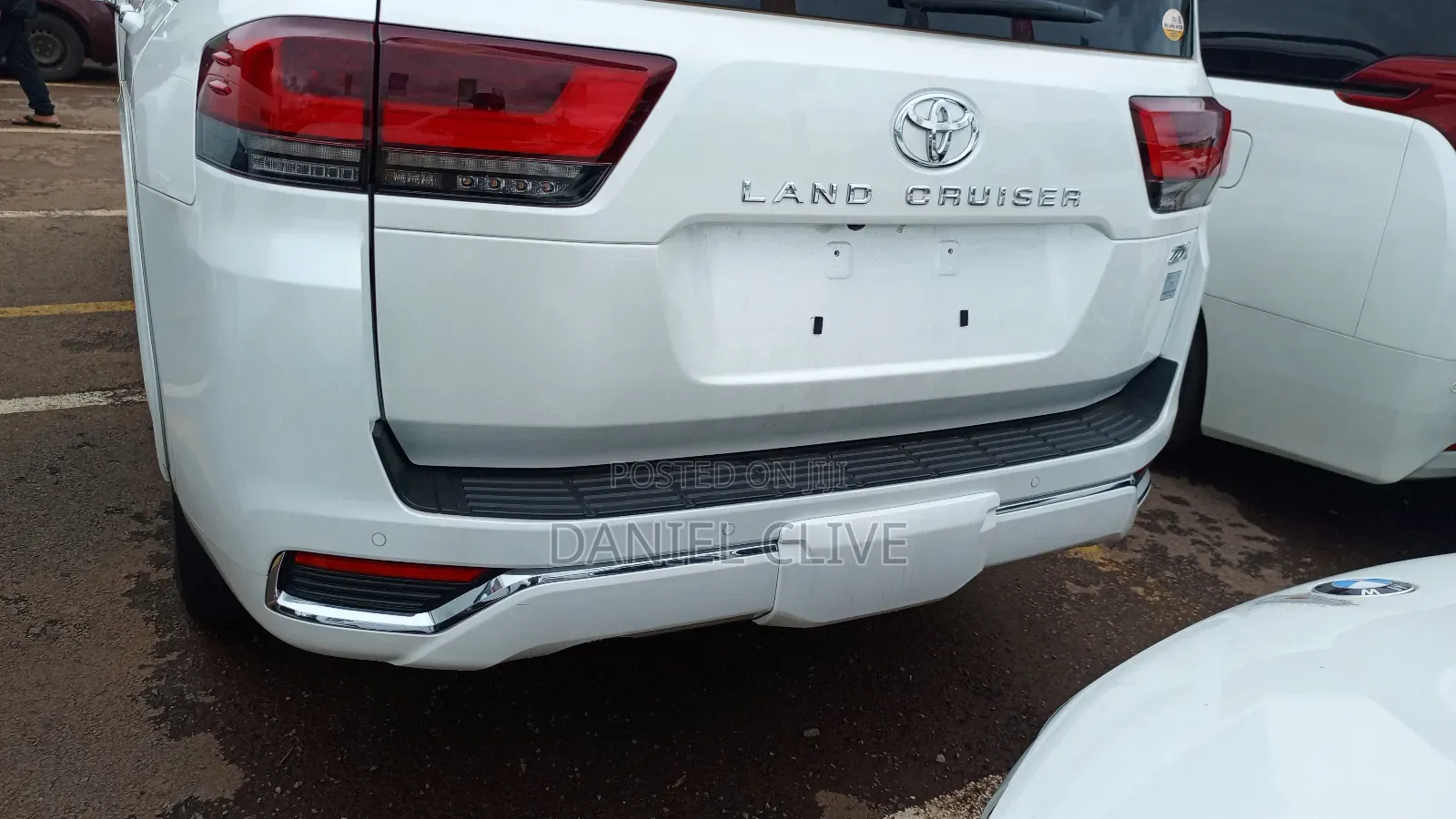 New Toyota Land Cruiser LC300 2023 White