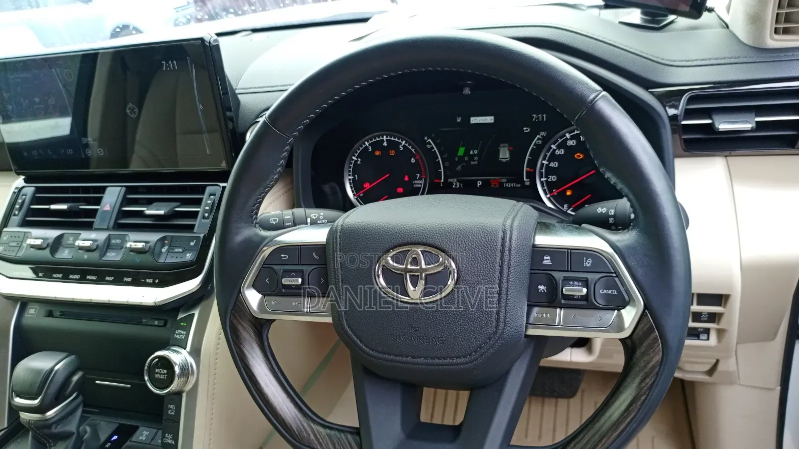 New Toyota Land Cruiser LC300 2023 White