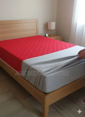 Single Colored Mattress Protector