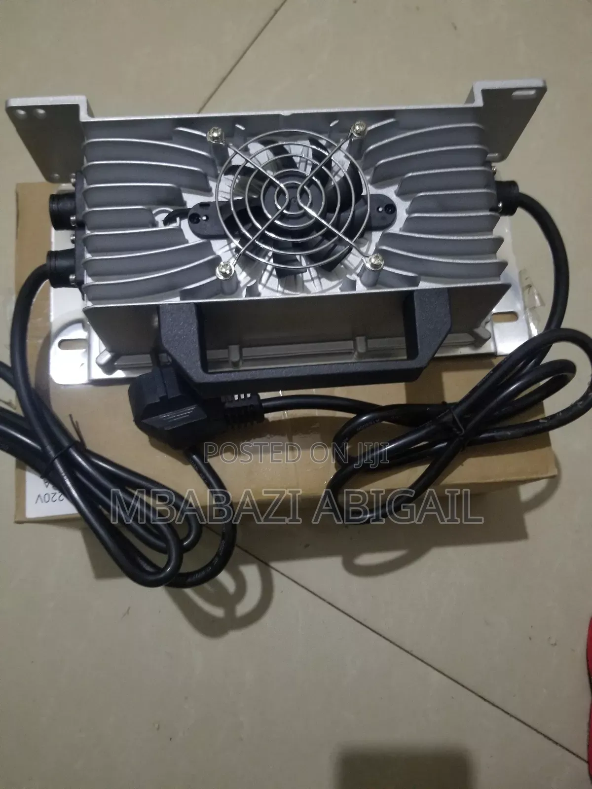 Spiro Water Proof Charger