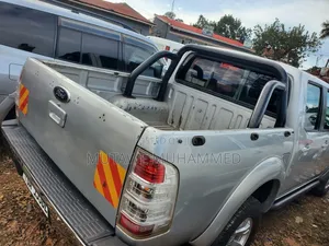 Ford Ranger Wildtrak 2012 Silver