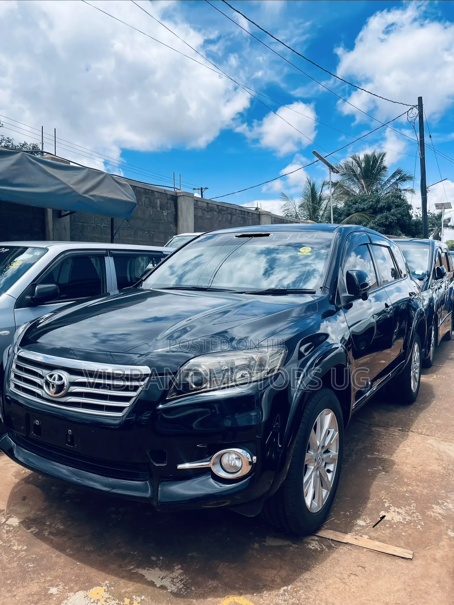Toyota Vanguard 2012 Black