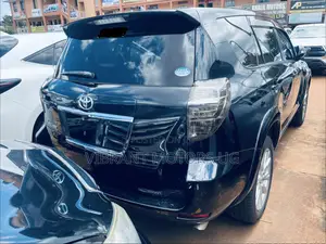 Toyota Vanguard 2012 Black