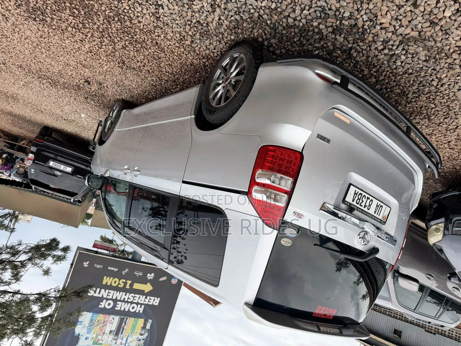 Toyota Noah 2011 Silver