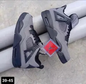 Nike Air Jordan 4 Retro
