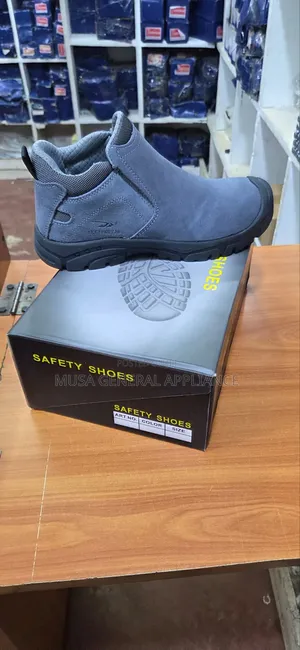 Safety Shoe Suede Upper And Protective Toe Cap