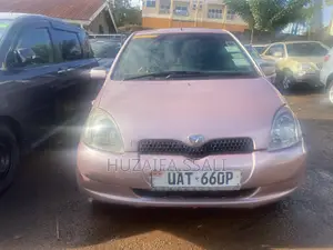 Toyota Vitz 2003 Maroon