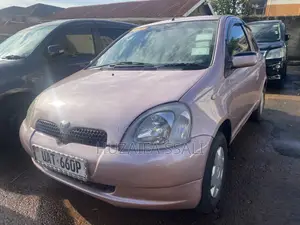 Toyota Vitz 2003 Maroon