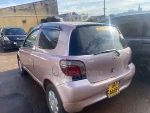 Toyota Vitz 2003 Maroon