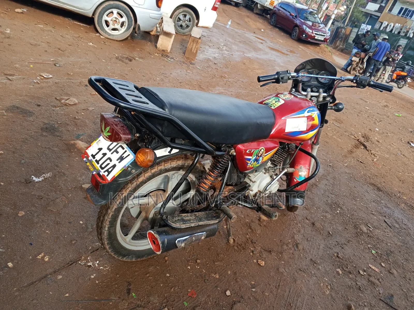Bajaj Boxer 125 2022 Red