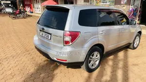 Subaru Forester 2.0D XS 2010 Silver