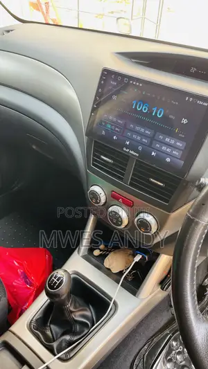 Subaru Forester 2.0D XS 2010 Silver