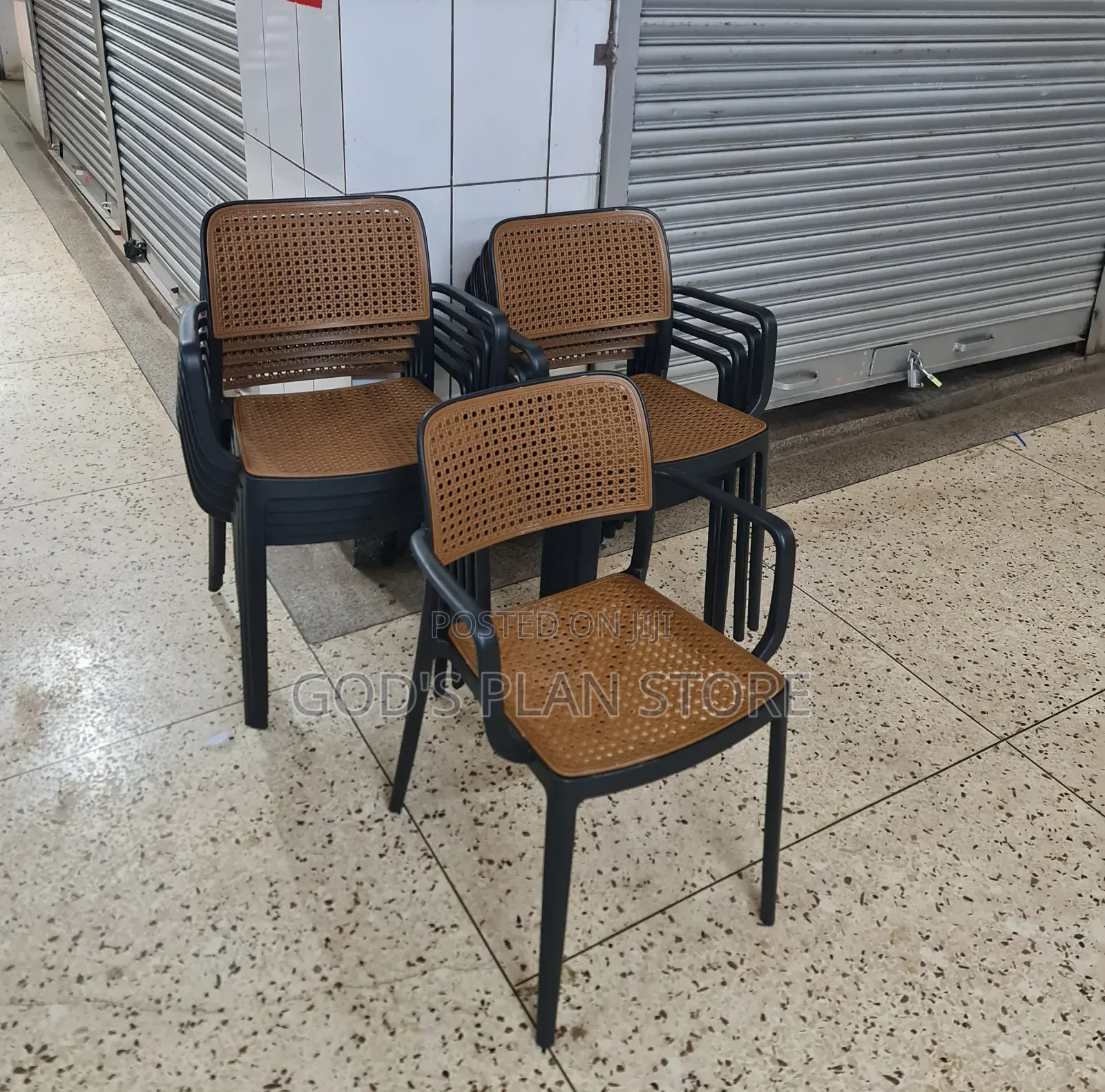 Proceed Plastic Chairs Plastic Chairs