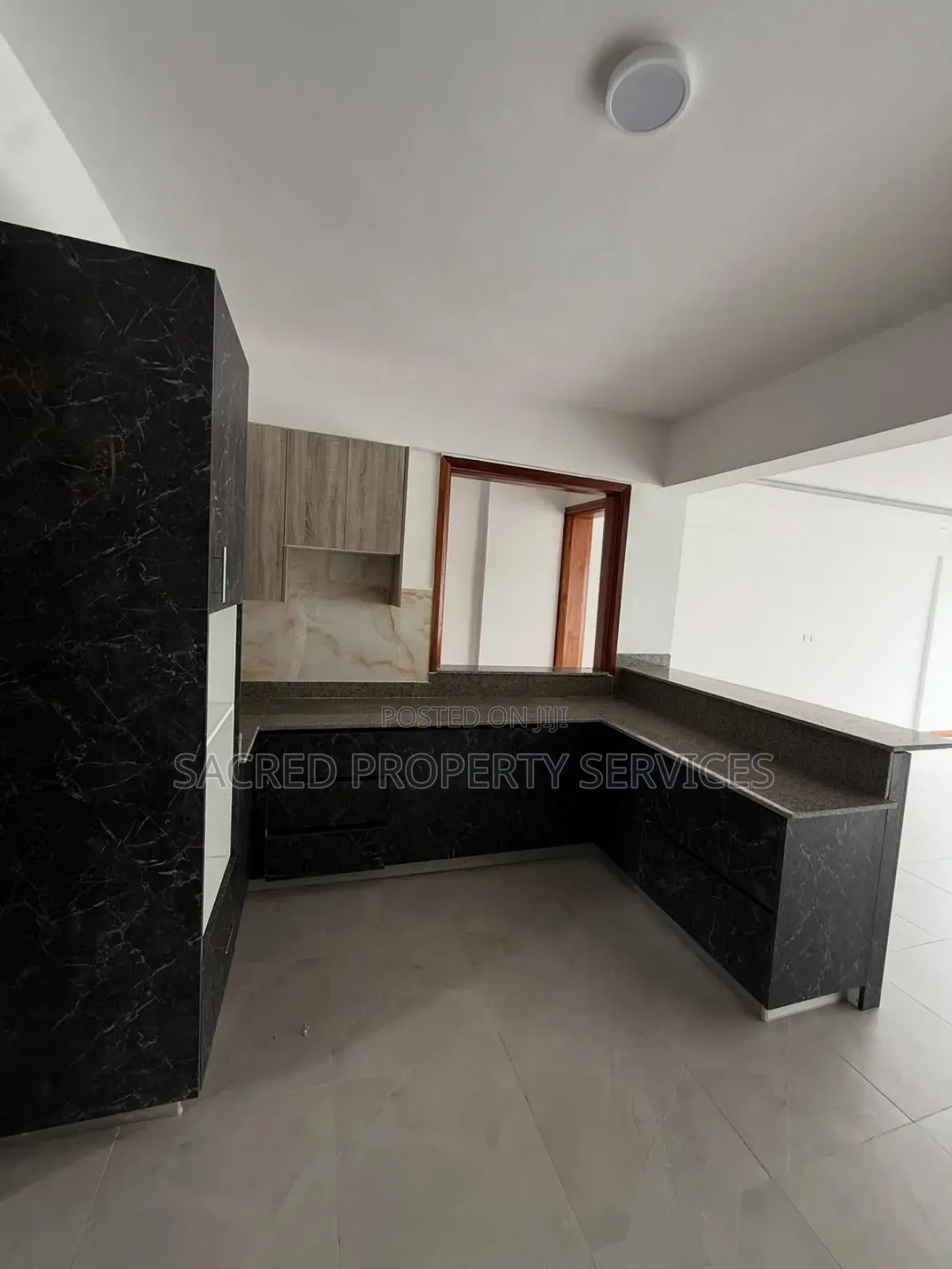 3bdrm Apartment in Naalya  Metroplox, Nakawa for rent