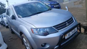 Mitsubishi Outlander 2009 Silver