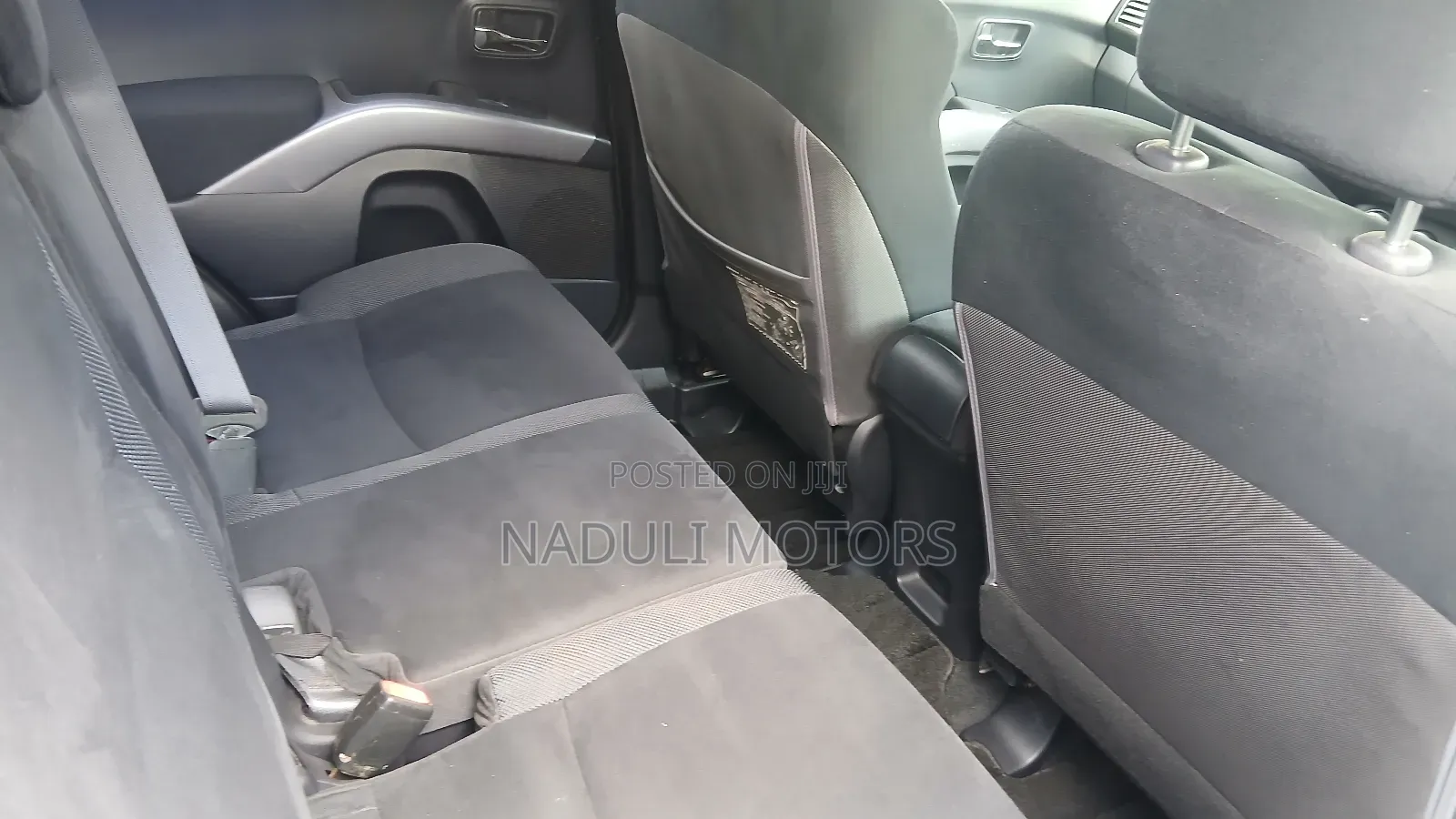 Mitsubishi Outlander 2009 Silver