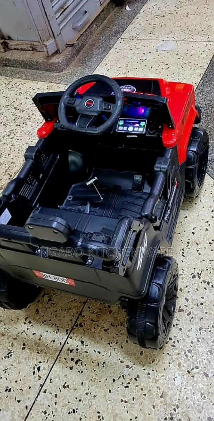 Electric Ride-on Utv Toy Car.
