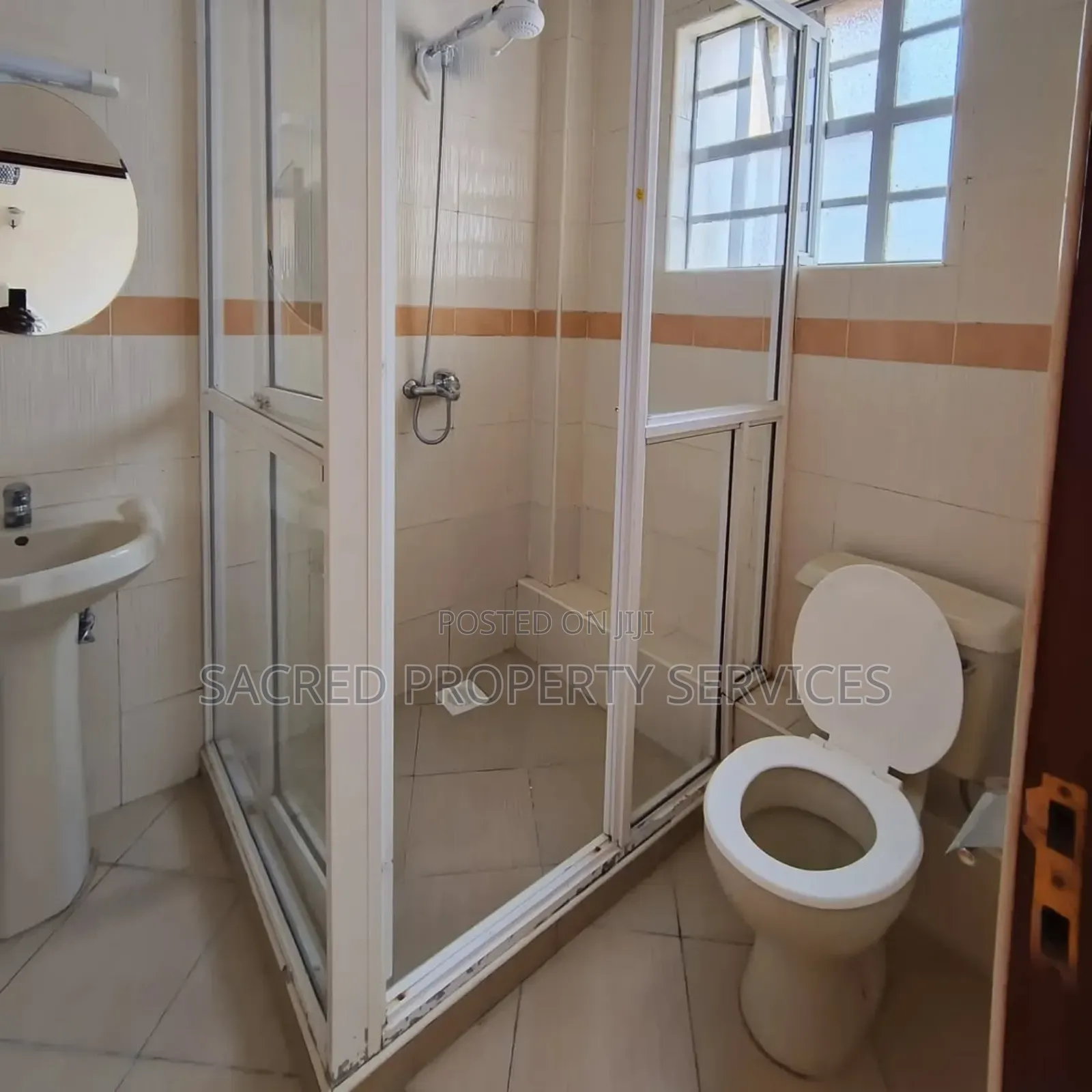 2bdrm Apartment in Ntnda Kiwatule Road, Nakawa for rent