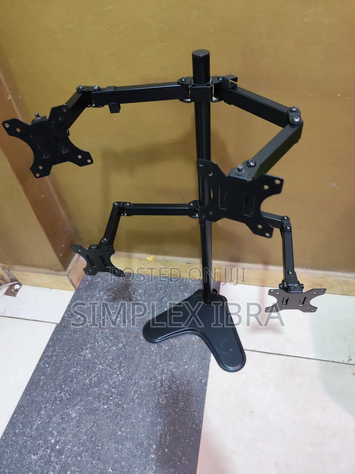 4 Monitor Adjustable Stand