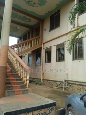 20bdrm Mansion in Nansana Kukasawe, Central Division for rent
