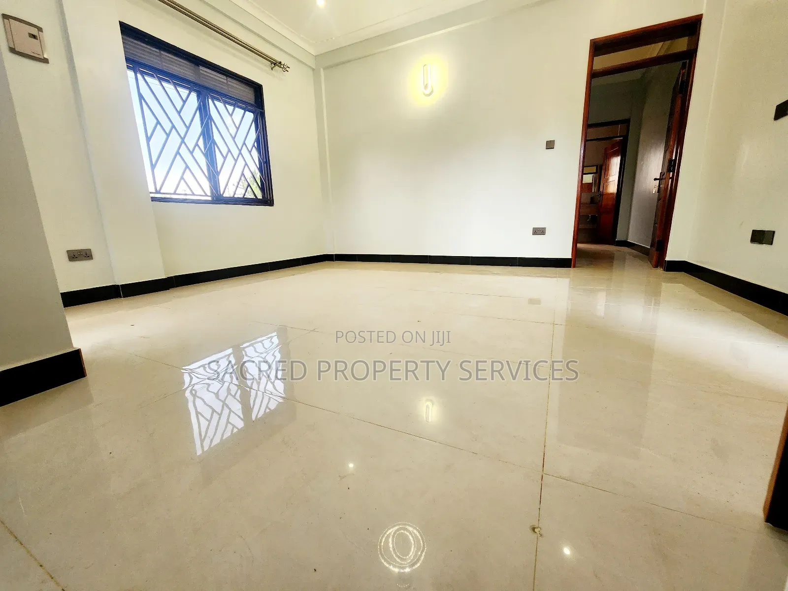 1bdrm Apartment in Kira Bulido Road for rent